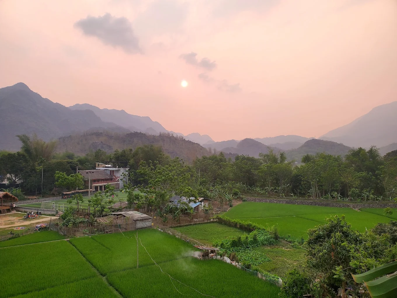 Khách sạn Mai Châu Sunset Boutique